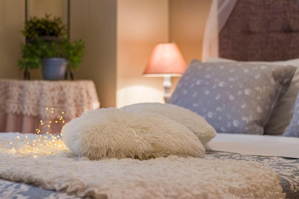 City Stay Close To The Metro A Charming Flat アテネ エクステリア 写真